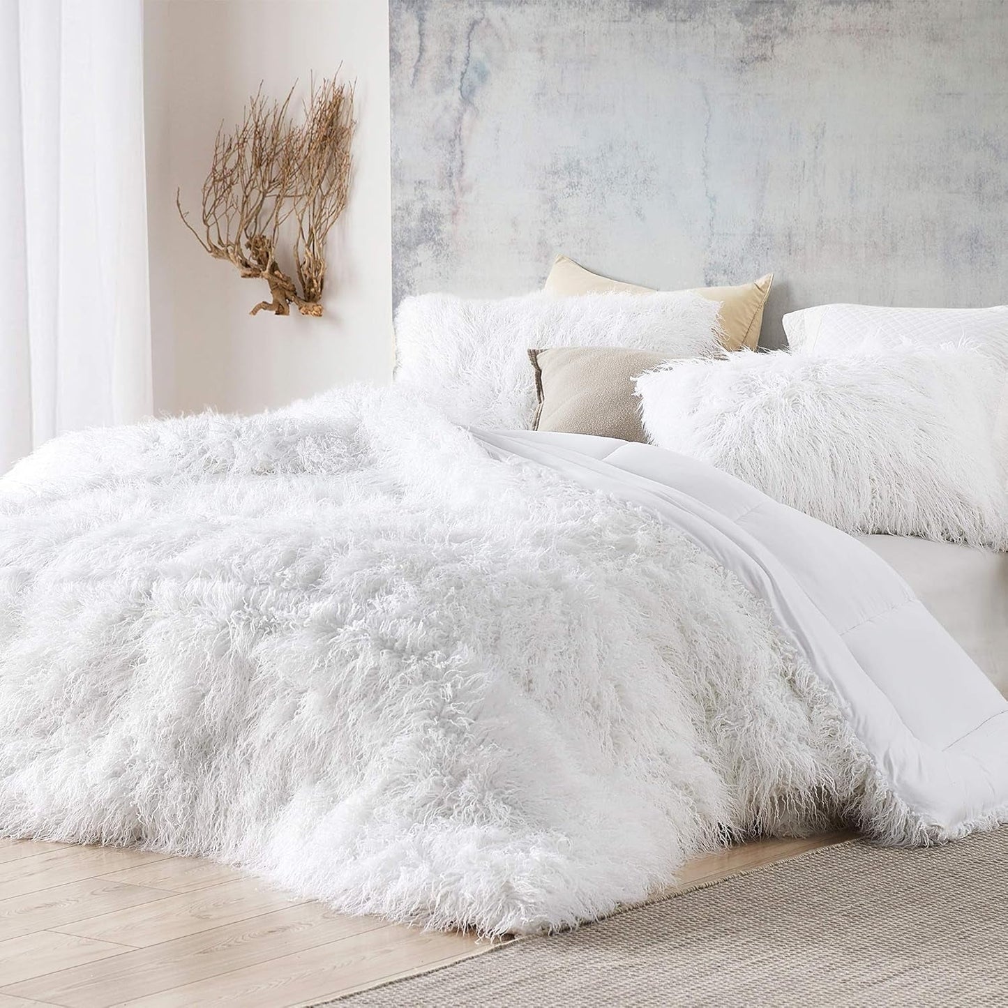 the Bare Himalayan Yeti - Coma Inducer Twin XL Comforter - Pure White